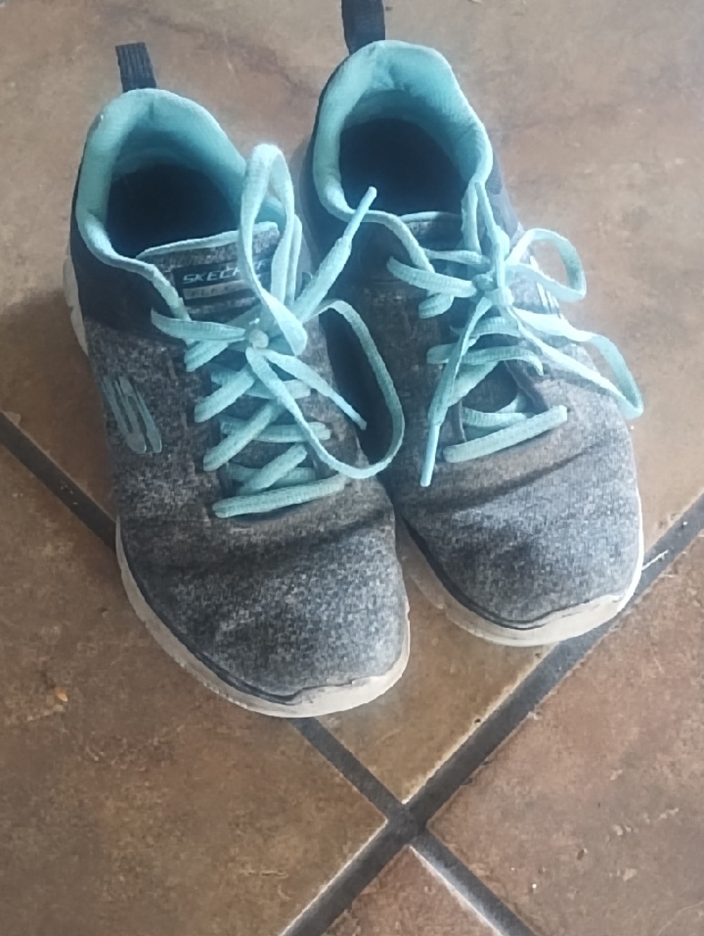 #0143 Skechers Kids Gray Sneakers with Light Blue Accents